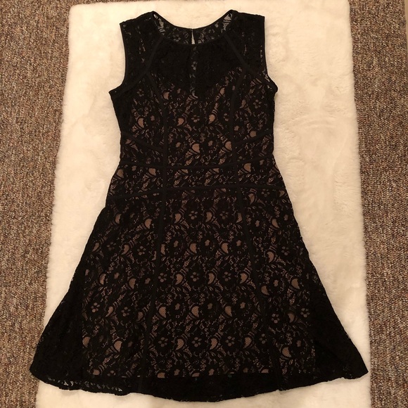 BCBGMaxAzria Dresses & Skirts - BCBG MAXAZRIA Khloe Cocktail Dress